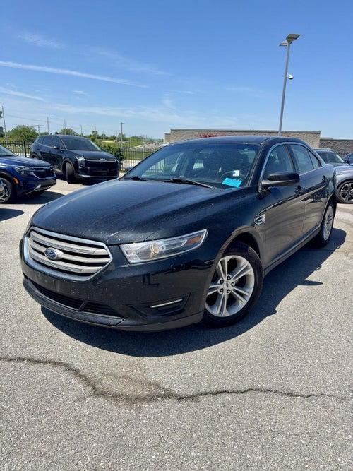 2018 Ford Taurus SEL