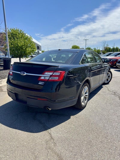 2018 Ford Taurus SEL