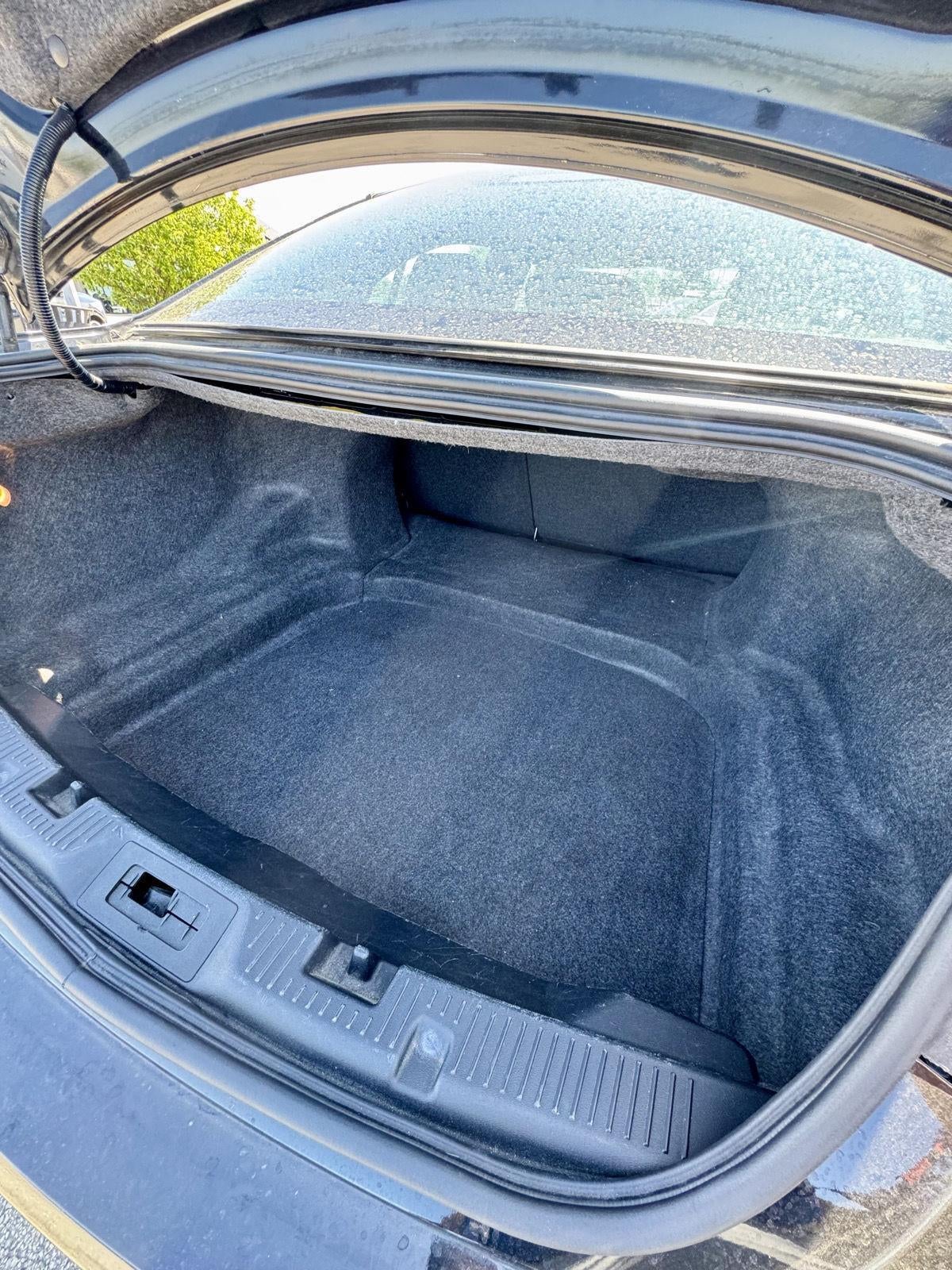 2018 Ford Taurus SEL