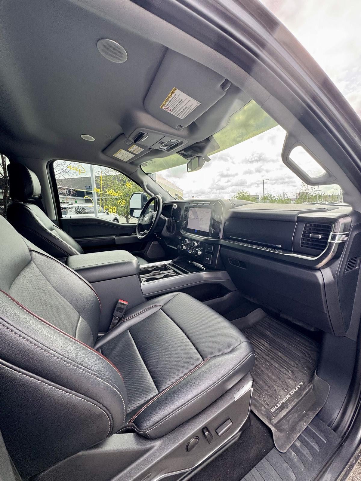 2024 Ford Super Duty F-350 SRW LARIAT