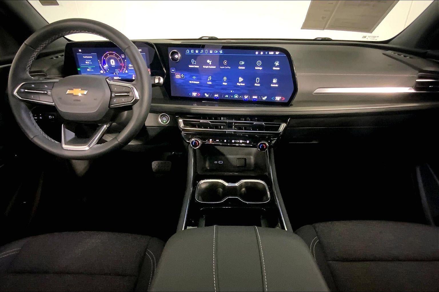 2024 Chevrolet Traverse FWD LT