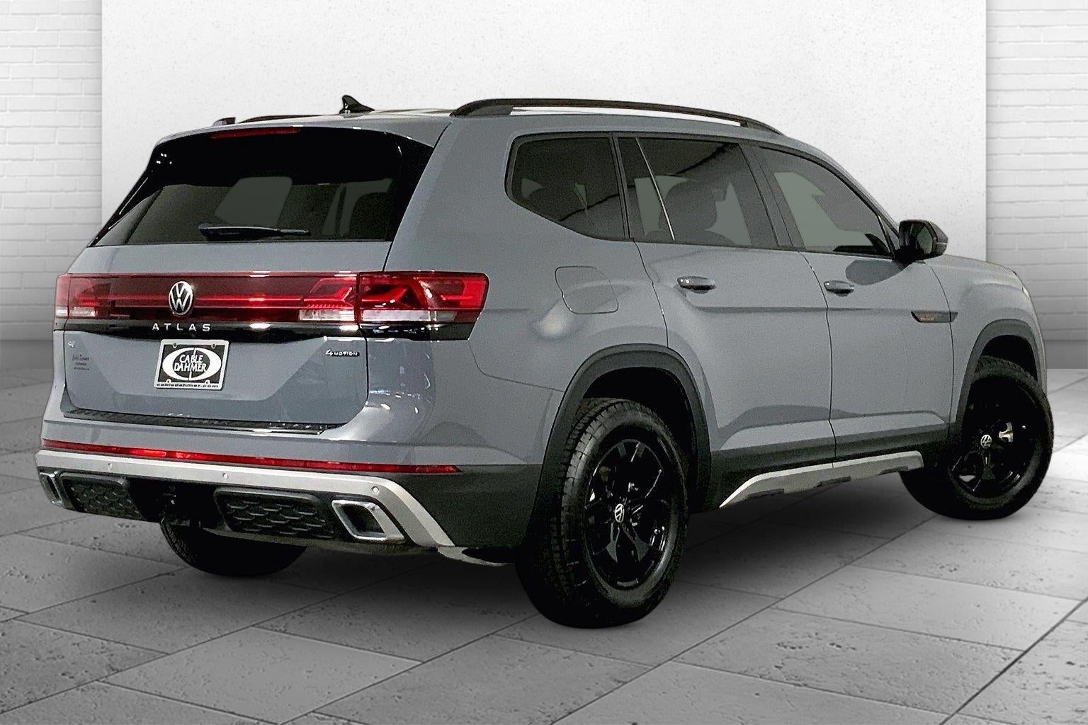 2025 Volkswagen Atlas 2.0T Peak Edition