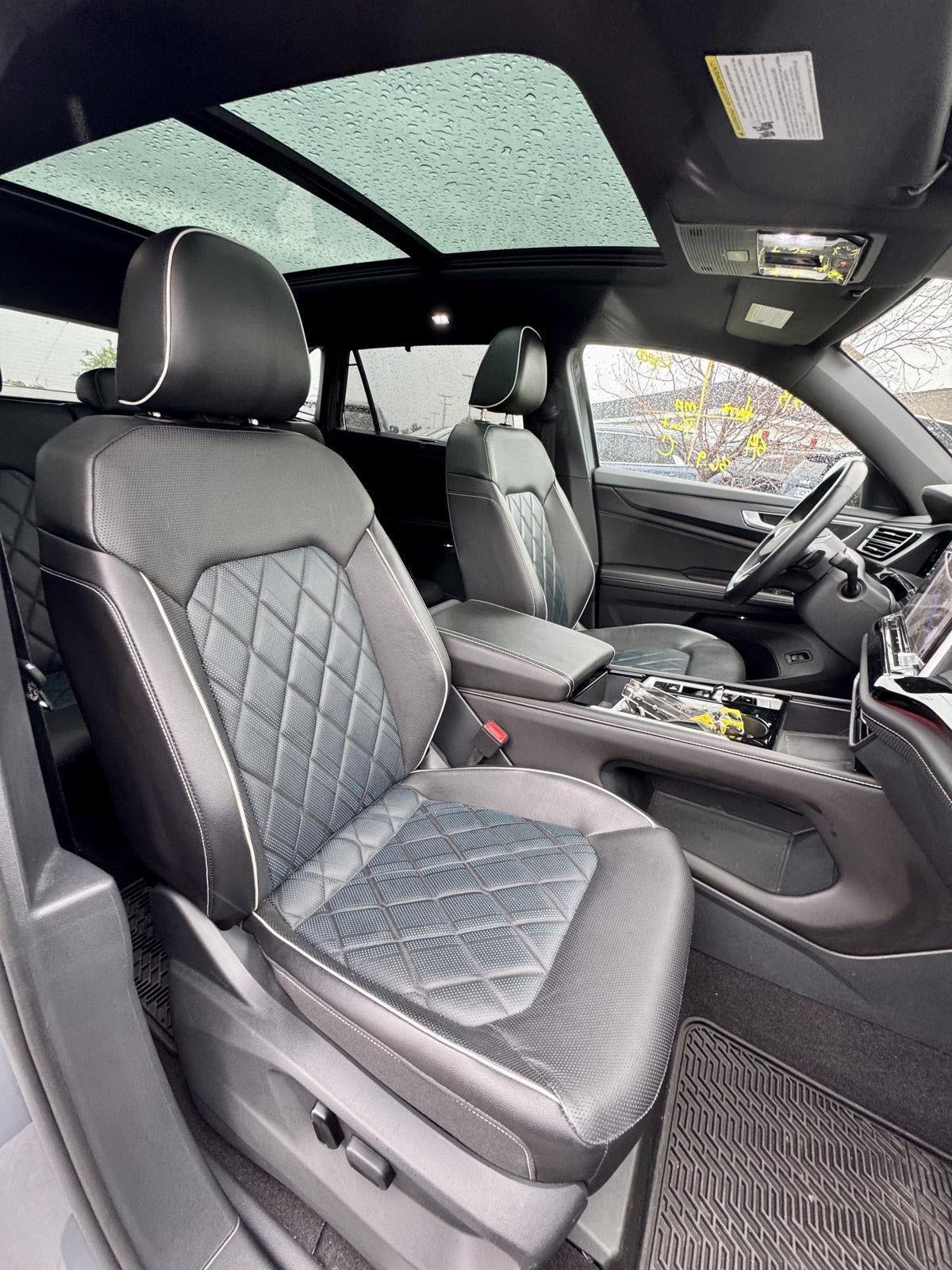2024 Volkswagen Atlas Cross Sport 2.0T SEL Premium R-Line