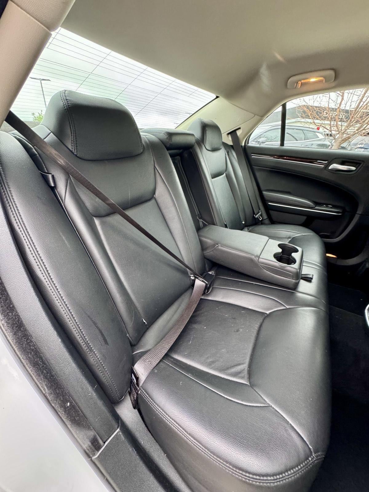2023 Chrysler 300 Touring