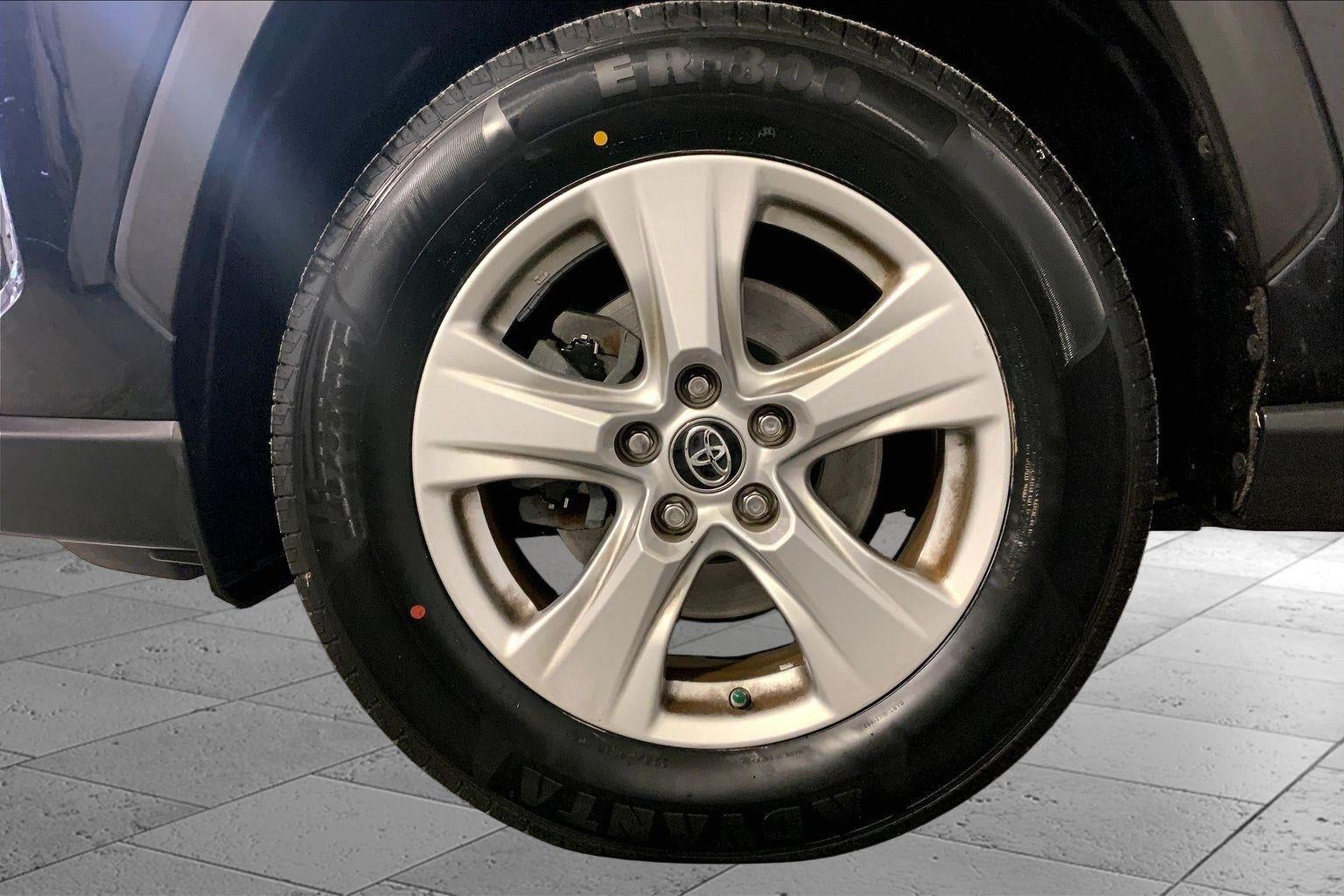 2019 Toyota RAV4 XLE