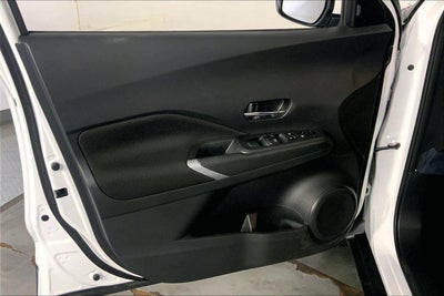2022 Nissan Kicks SV