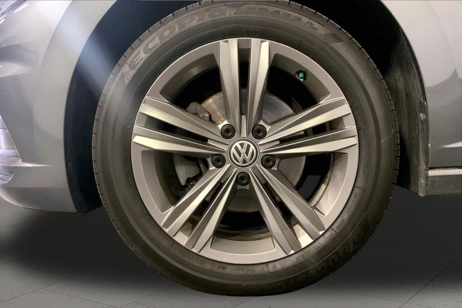 2019 Volkswagen Jetta R-Line