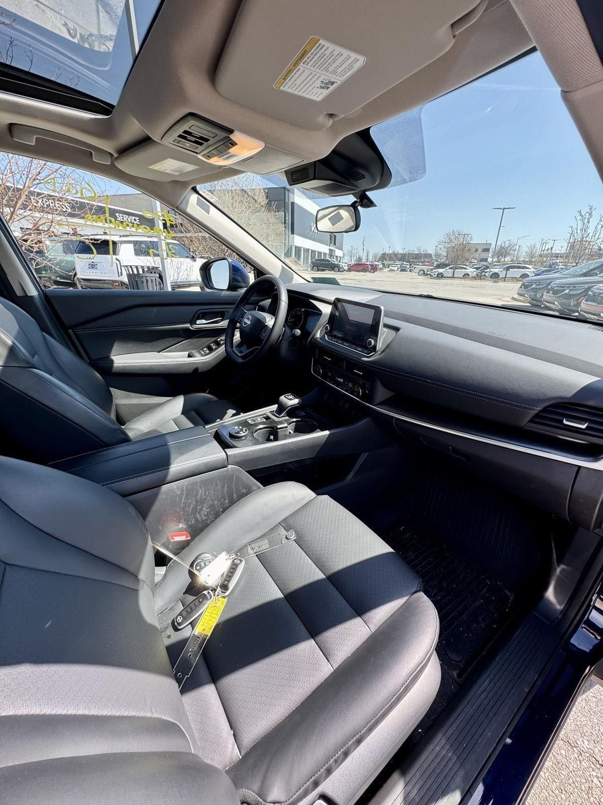 2025 Nissan Rogue SV