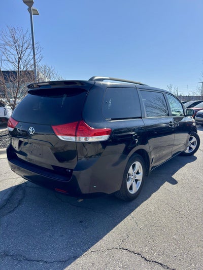 2014 Toyota Sienna LE AAS