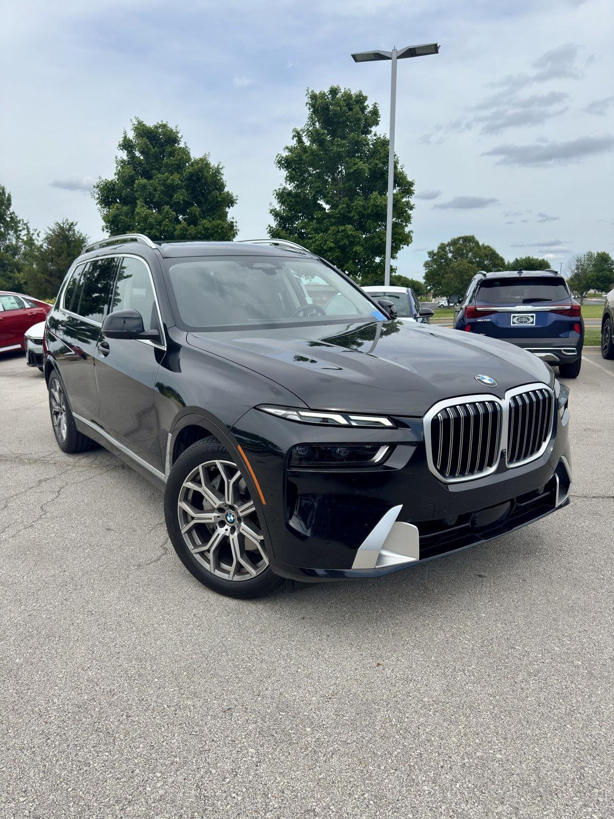 2025 BMW X7 xDrive40i