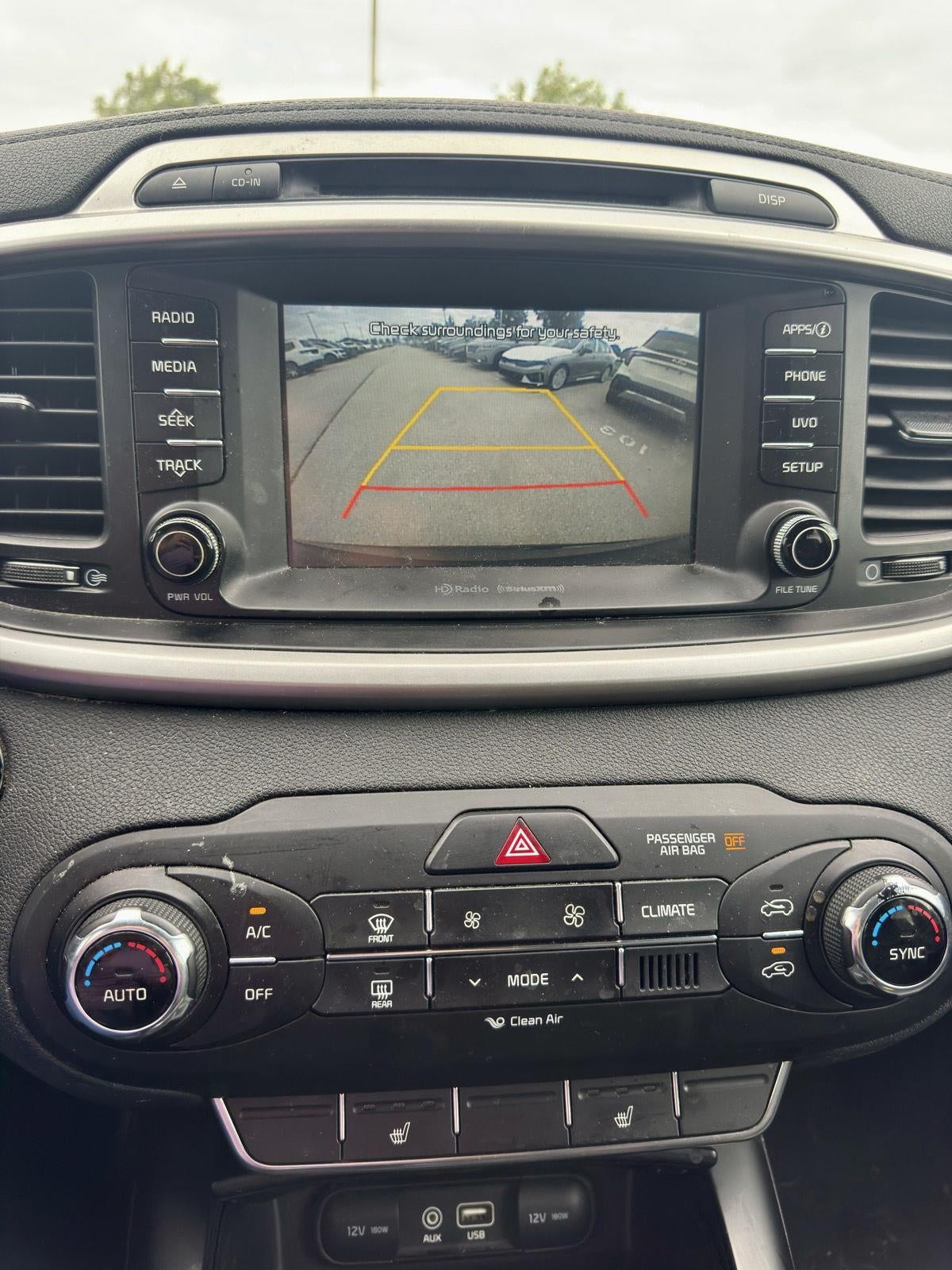 2017 Kia Sorento LX