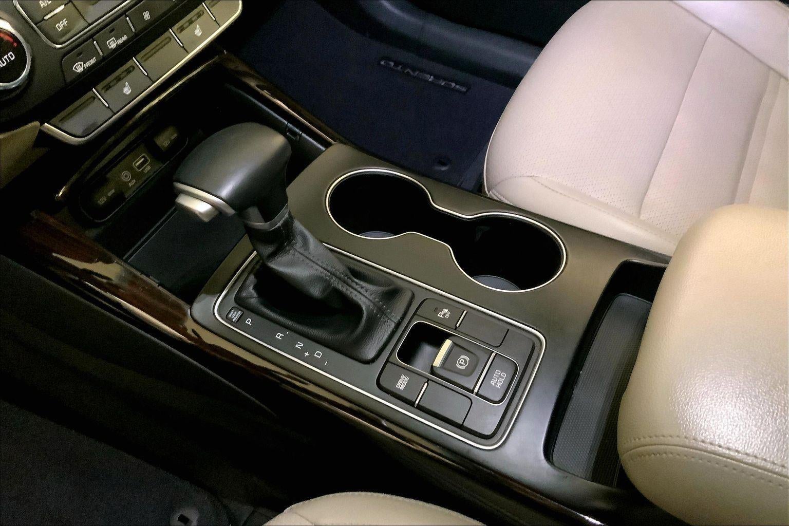 2020 Kia Sorento EX V6