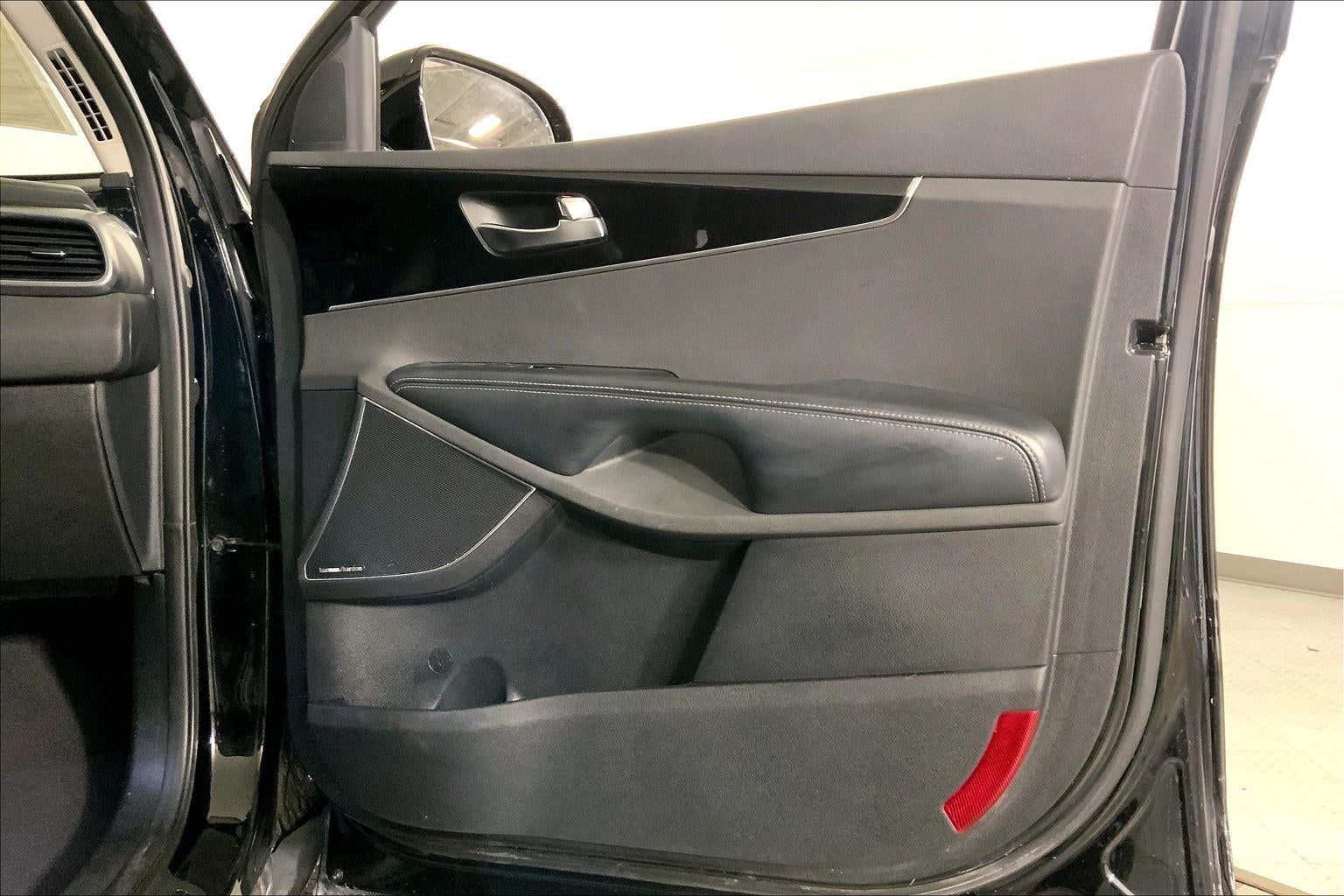 2019 Kia Sorento SX V6