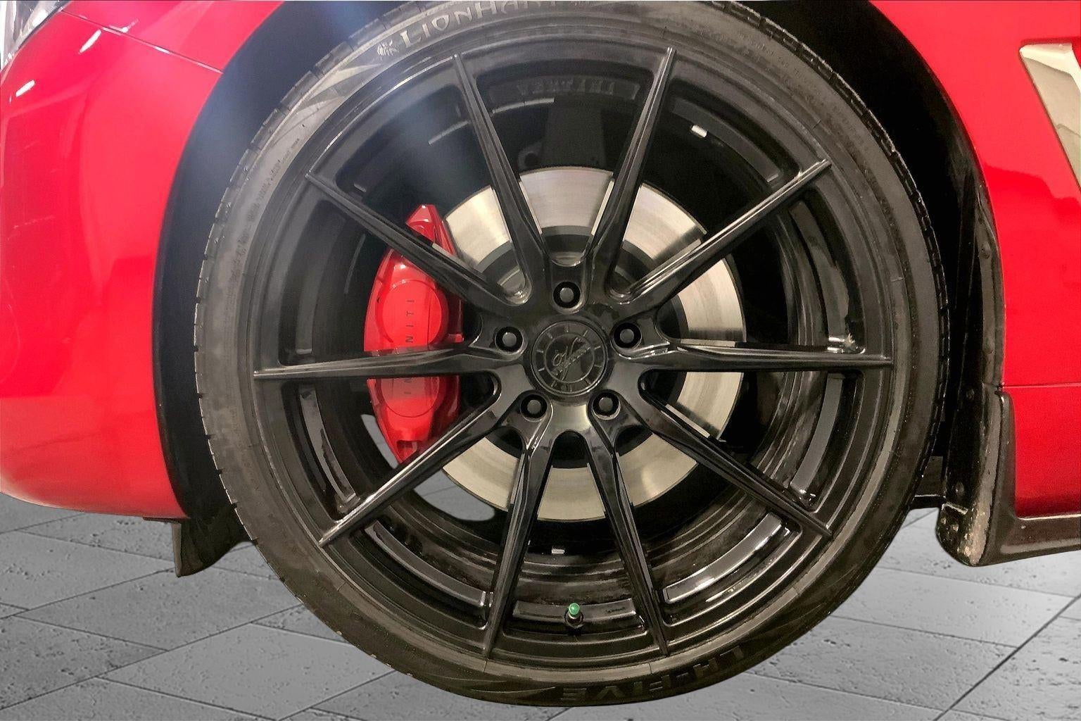 2018 INFINITI Q60 RED SPORT 400