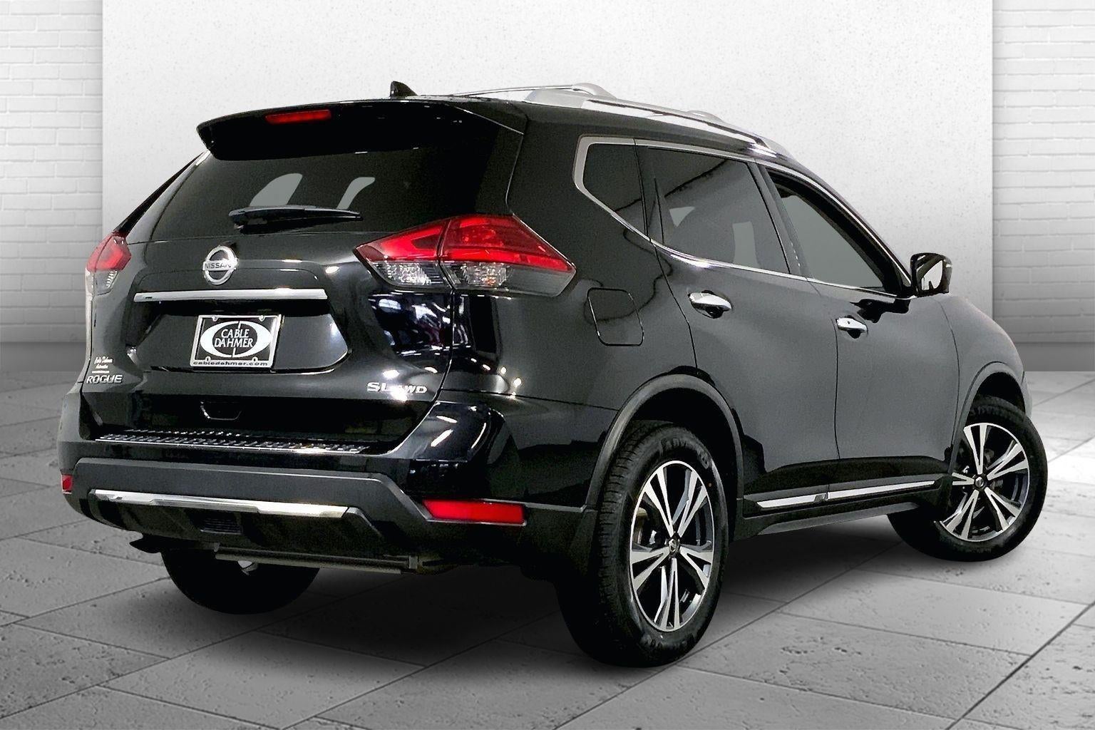 2017 Nissan Rogue SL