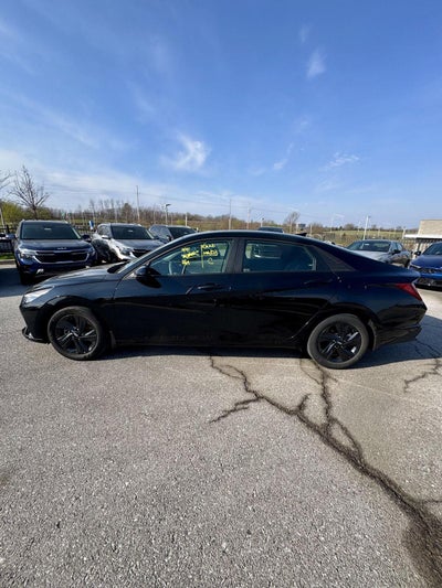 2023 Hyundai Elantra SEL