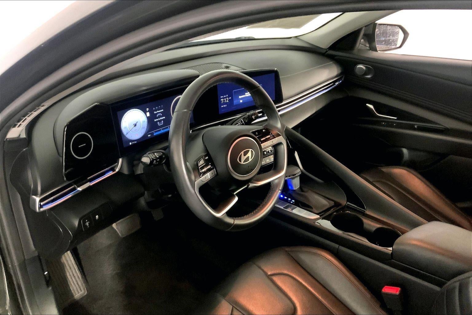 2025 Hyundai Elantra Limited