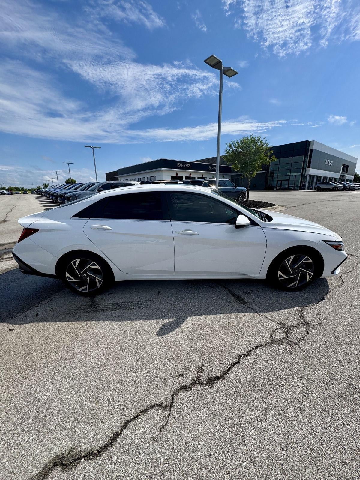 2024 Hyundai Elantra SEL