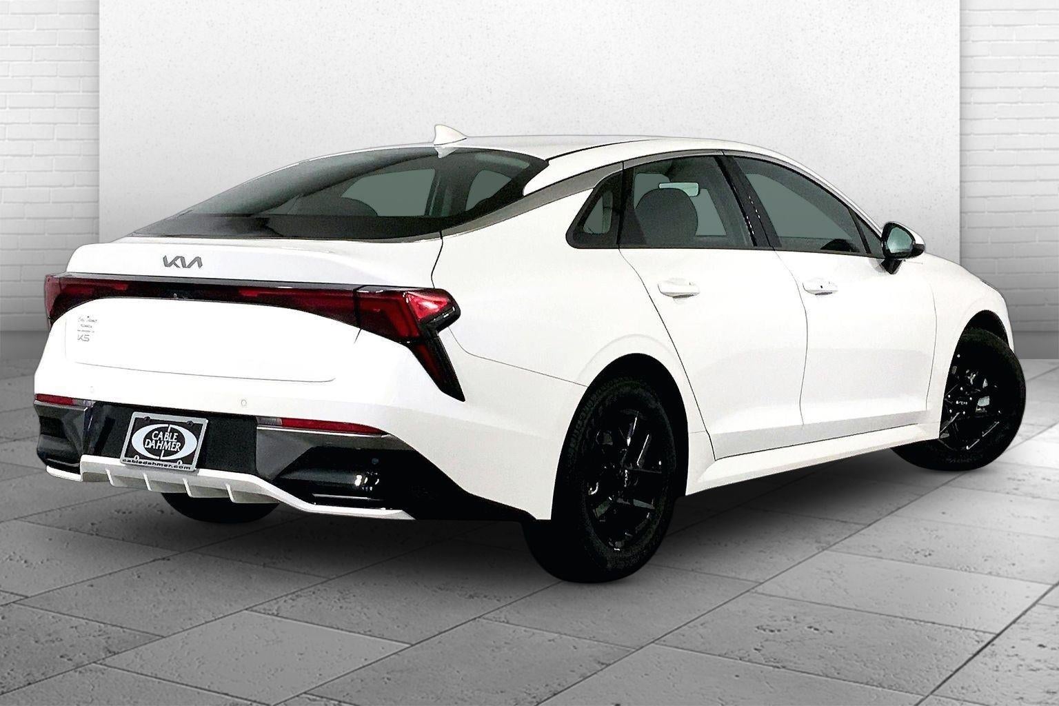 2025 Kia K5 LXS