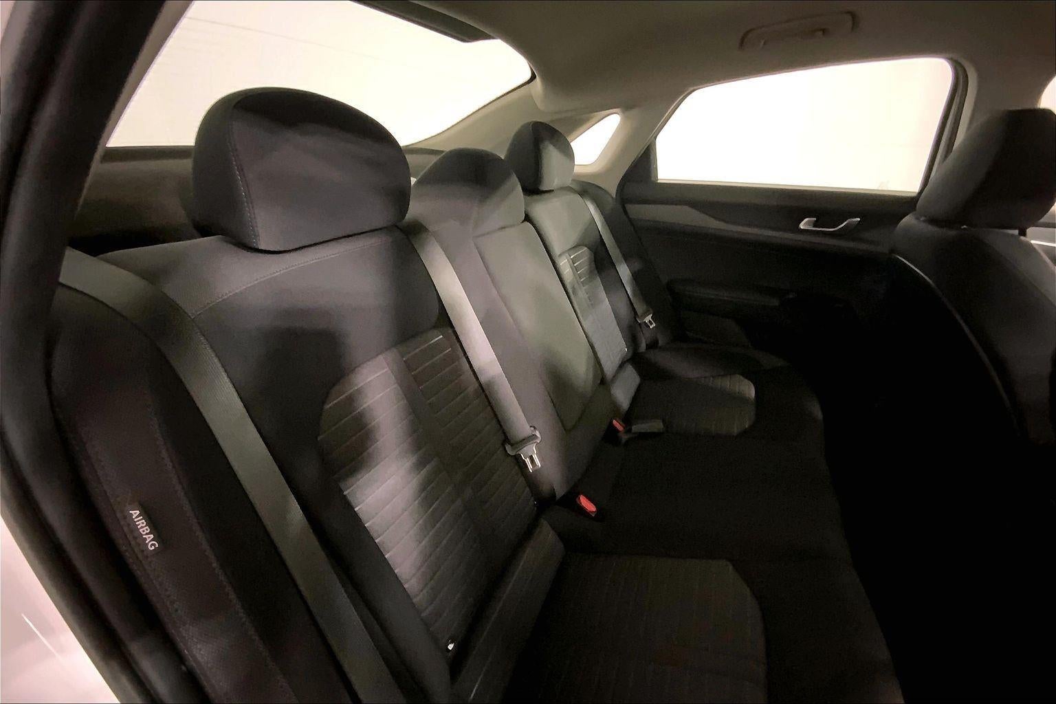 2025 Kia K5 LXS