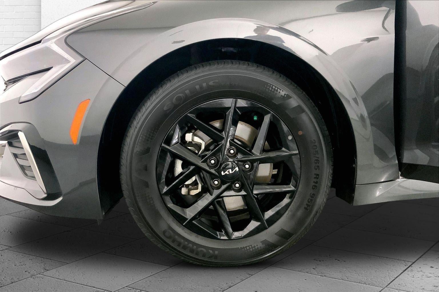2025 Kia K5 LXS