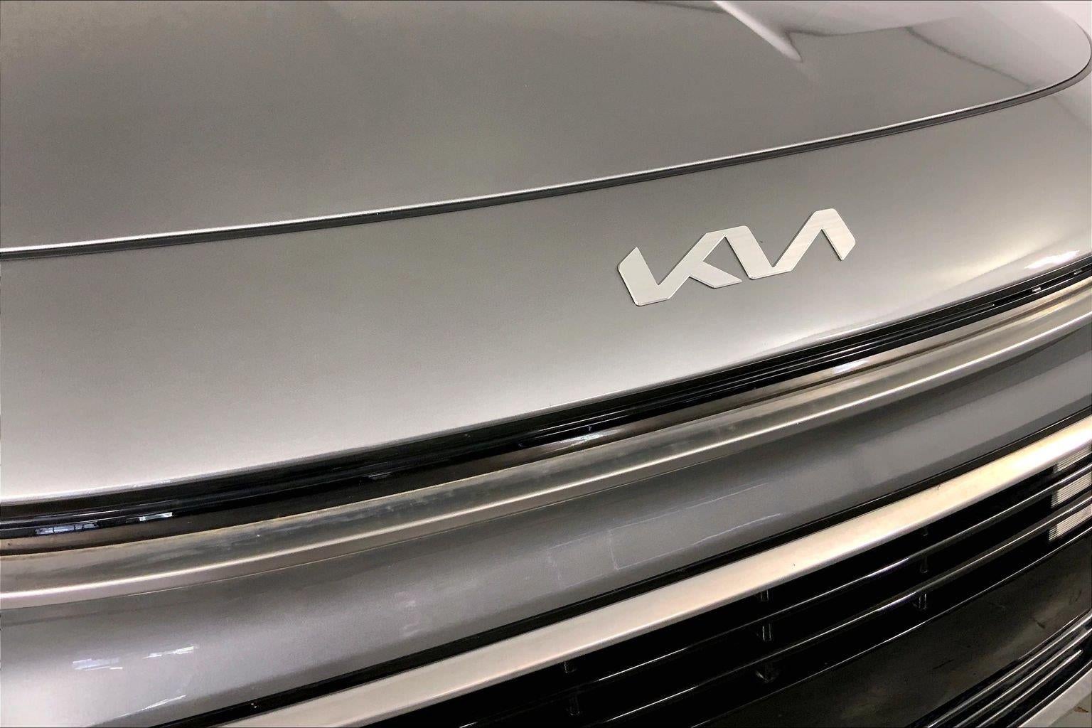 2025 Kia Niro SX Touring
