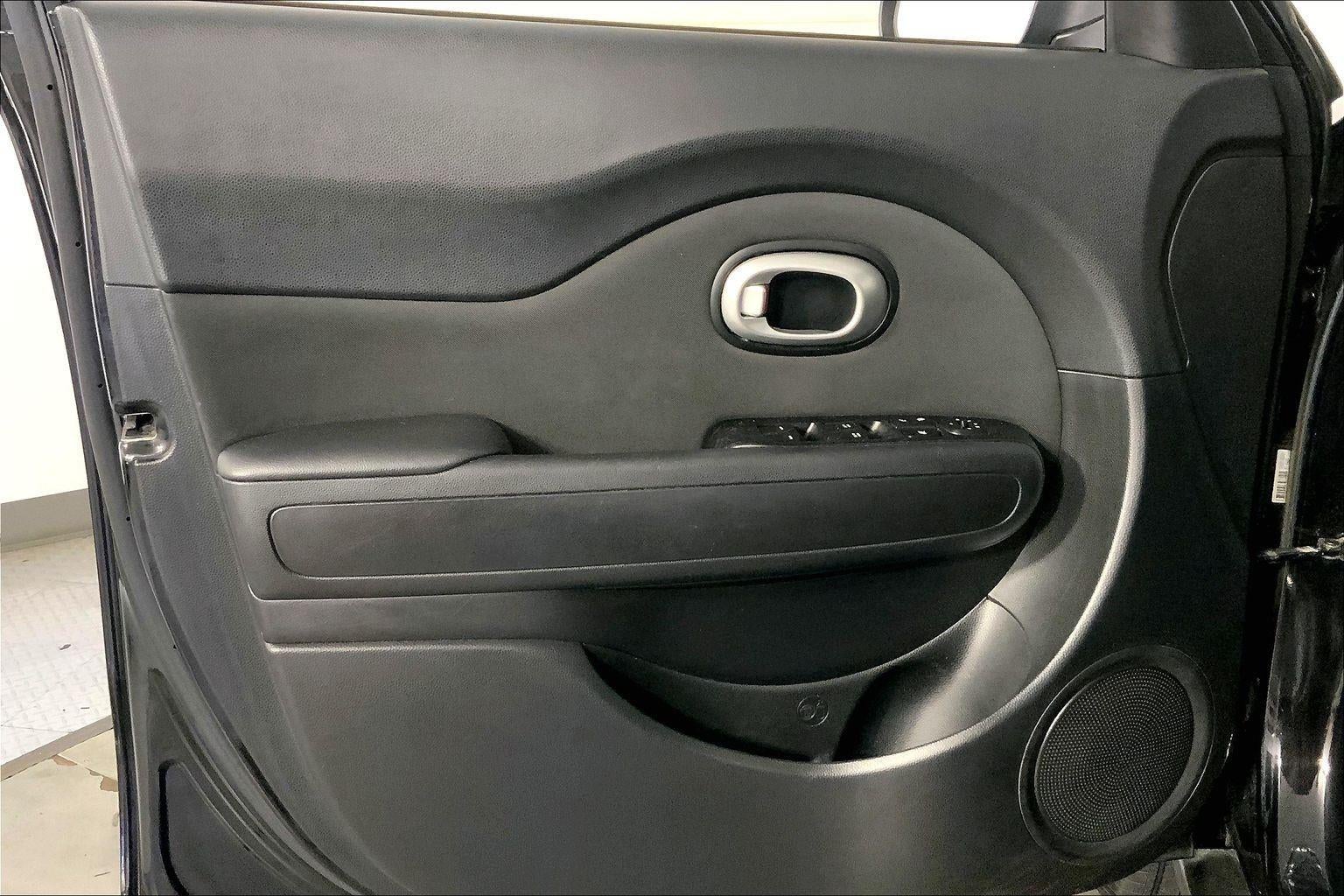 2014 Kia Soul Base