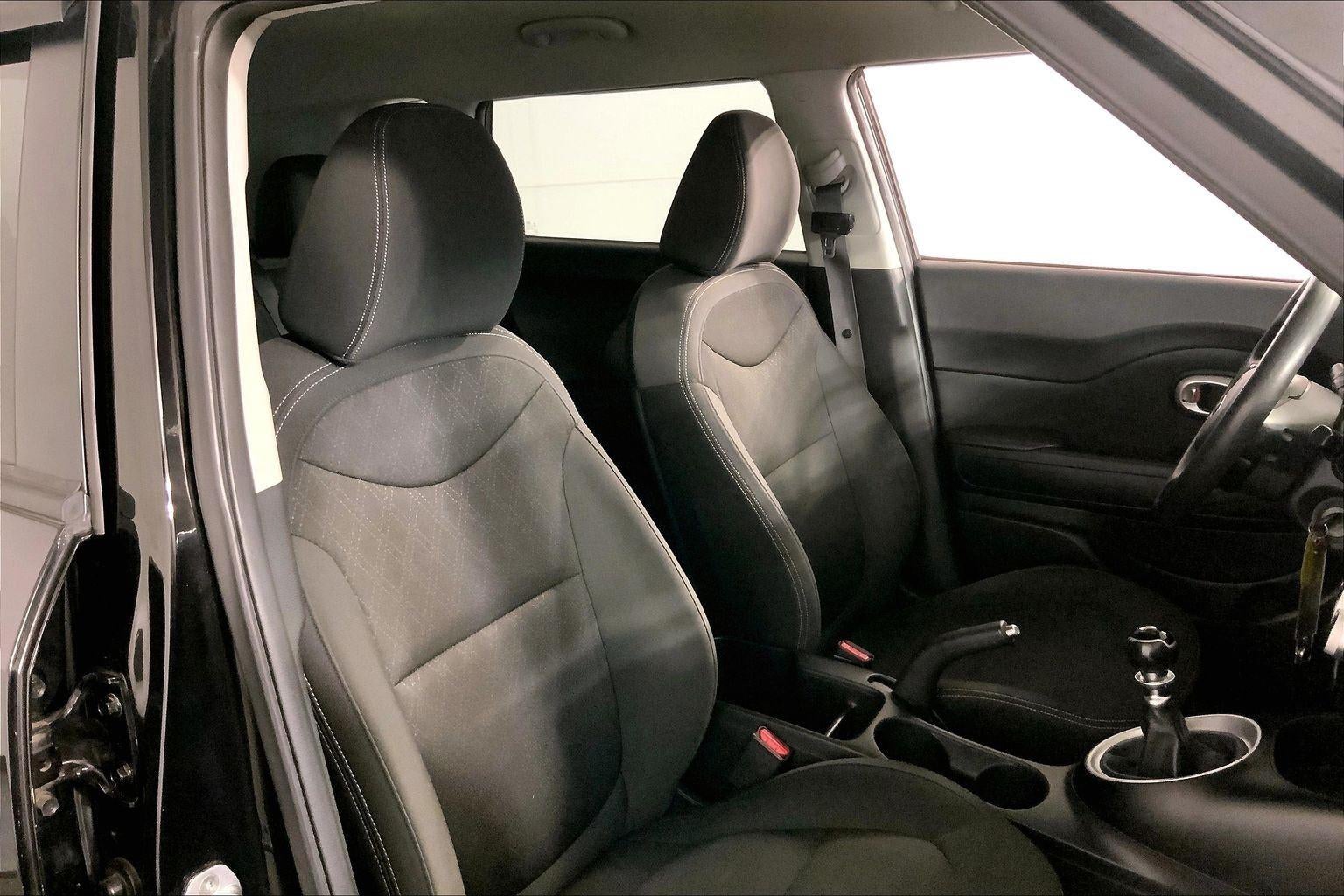 2014 Kia Soul Base