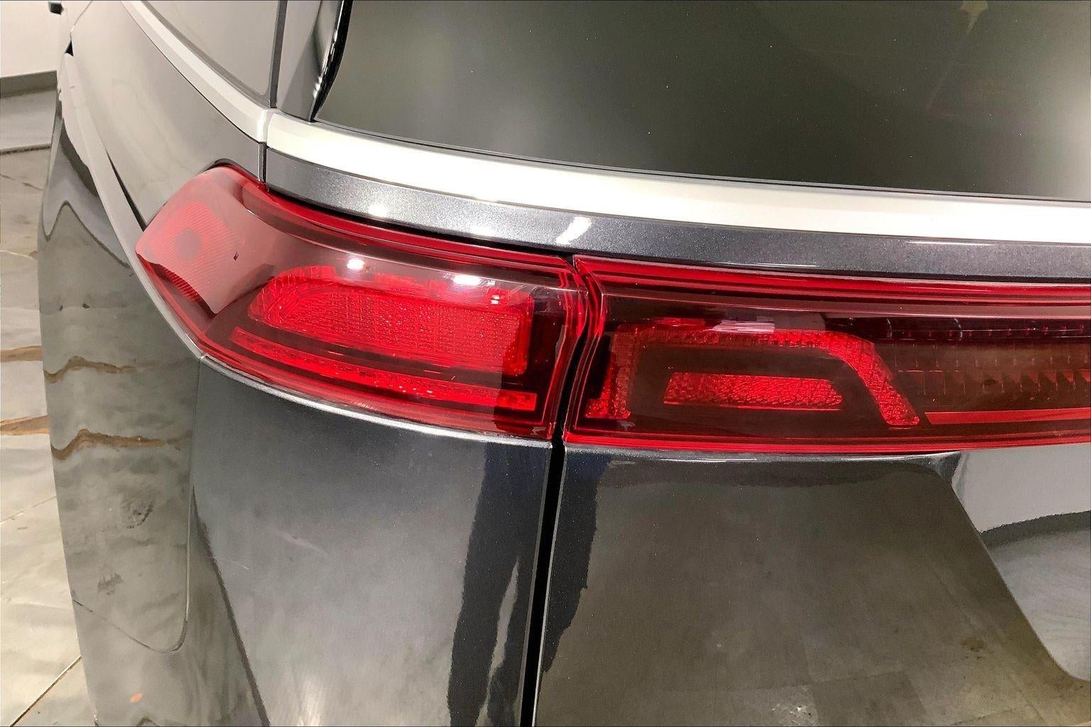 2023 Kia Carnival LX