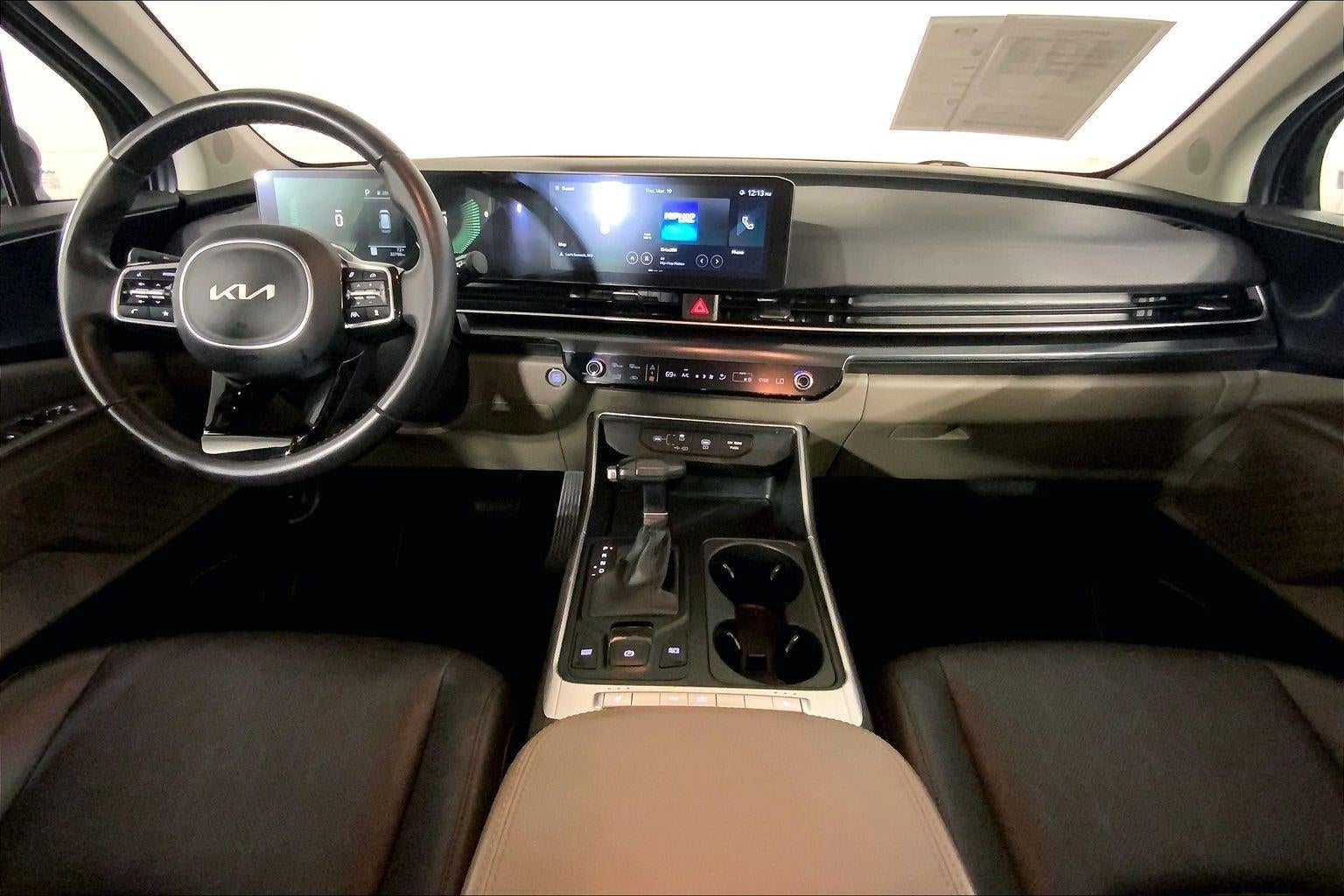 2025 Kia Carnival LXS