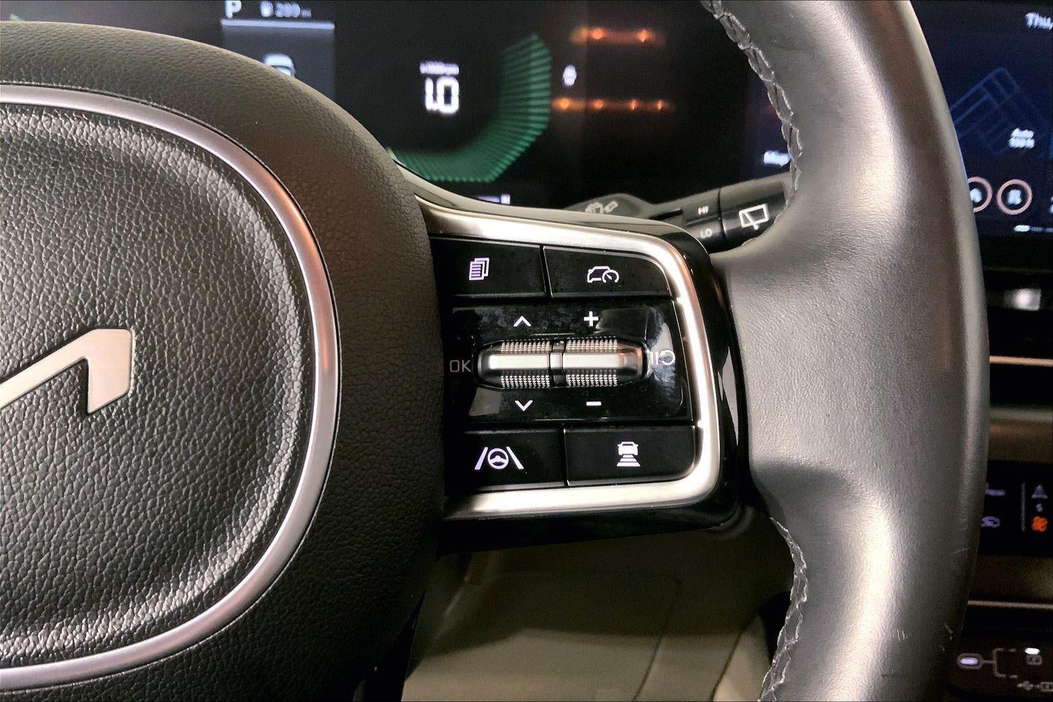 2025 Kia Carnival LXS