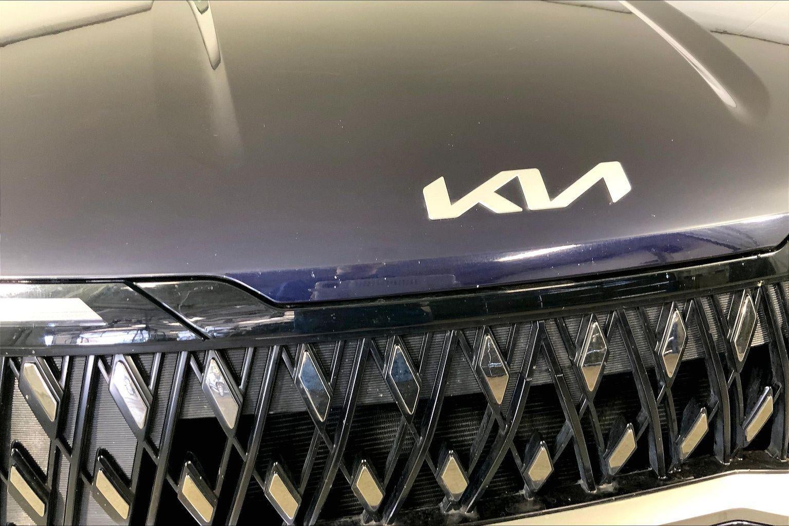 2025 Kia Carnival LXS