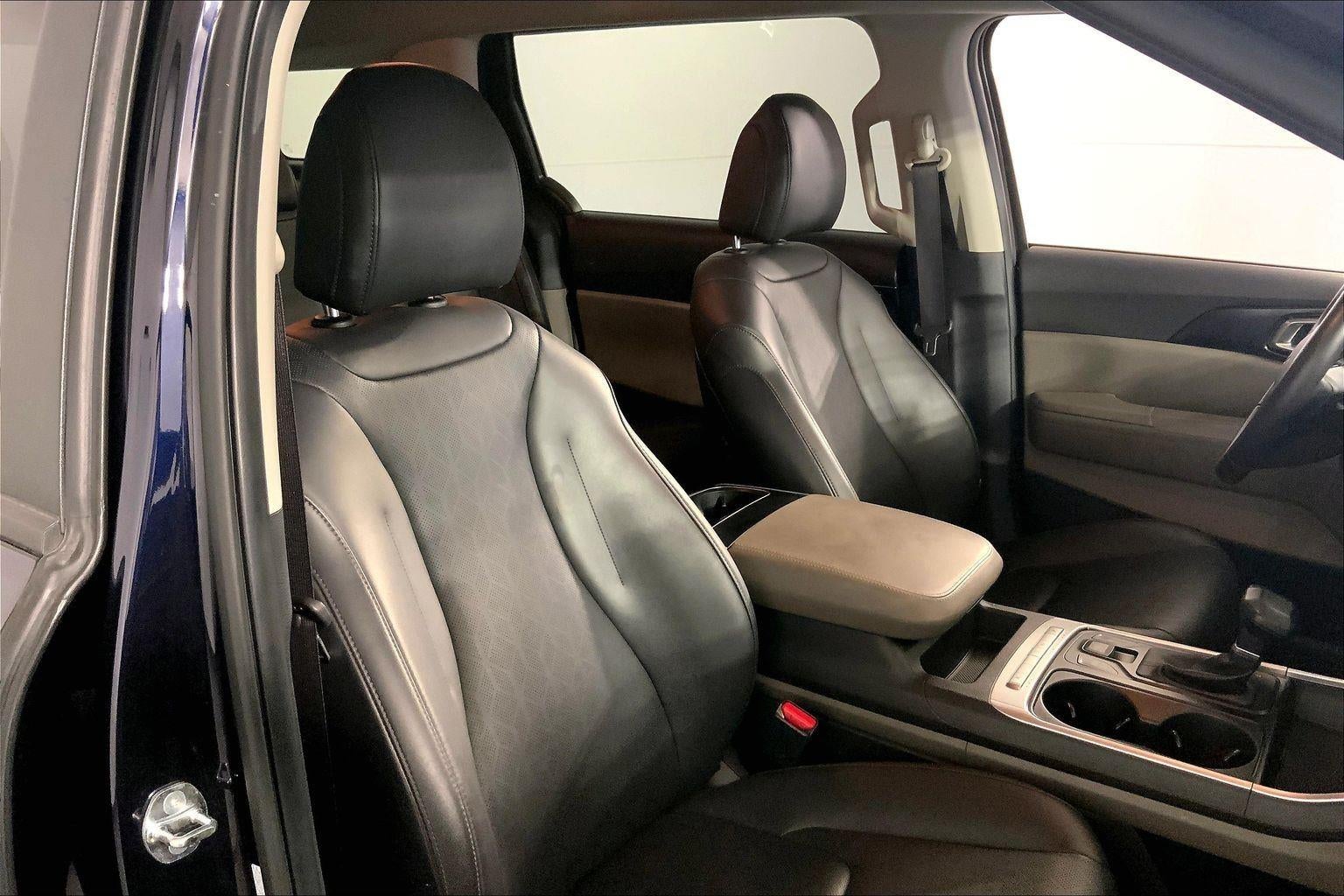 2025 Kia Carnival LXS