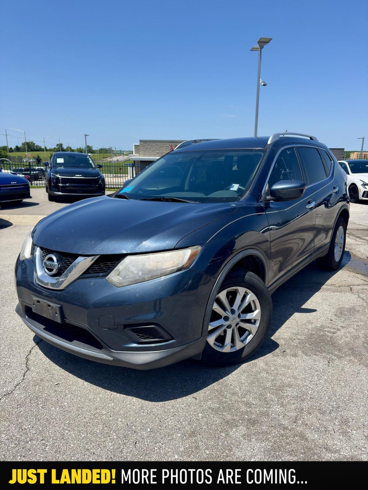 2016 Nissan Rogue SV