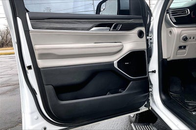 2022 Jeep Wagoneer Series III