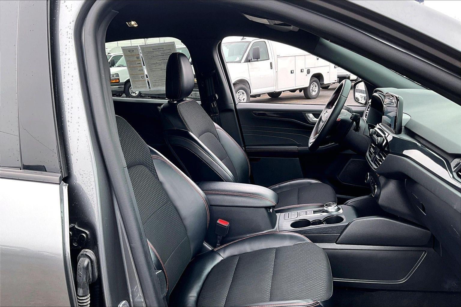 2025 Ford Escape ST-Line