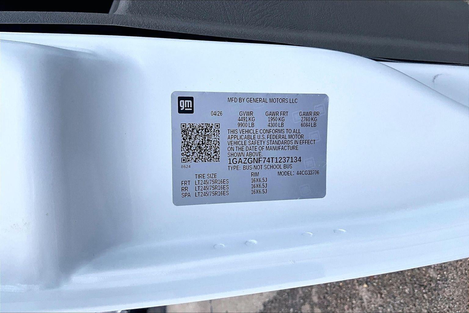 2026 Chevrolet Express Passenger LS