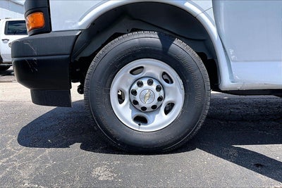 2026 Chevrolet Express Passenger LS