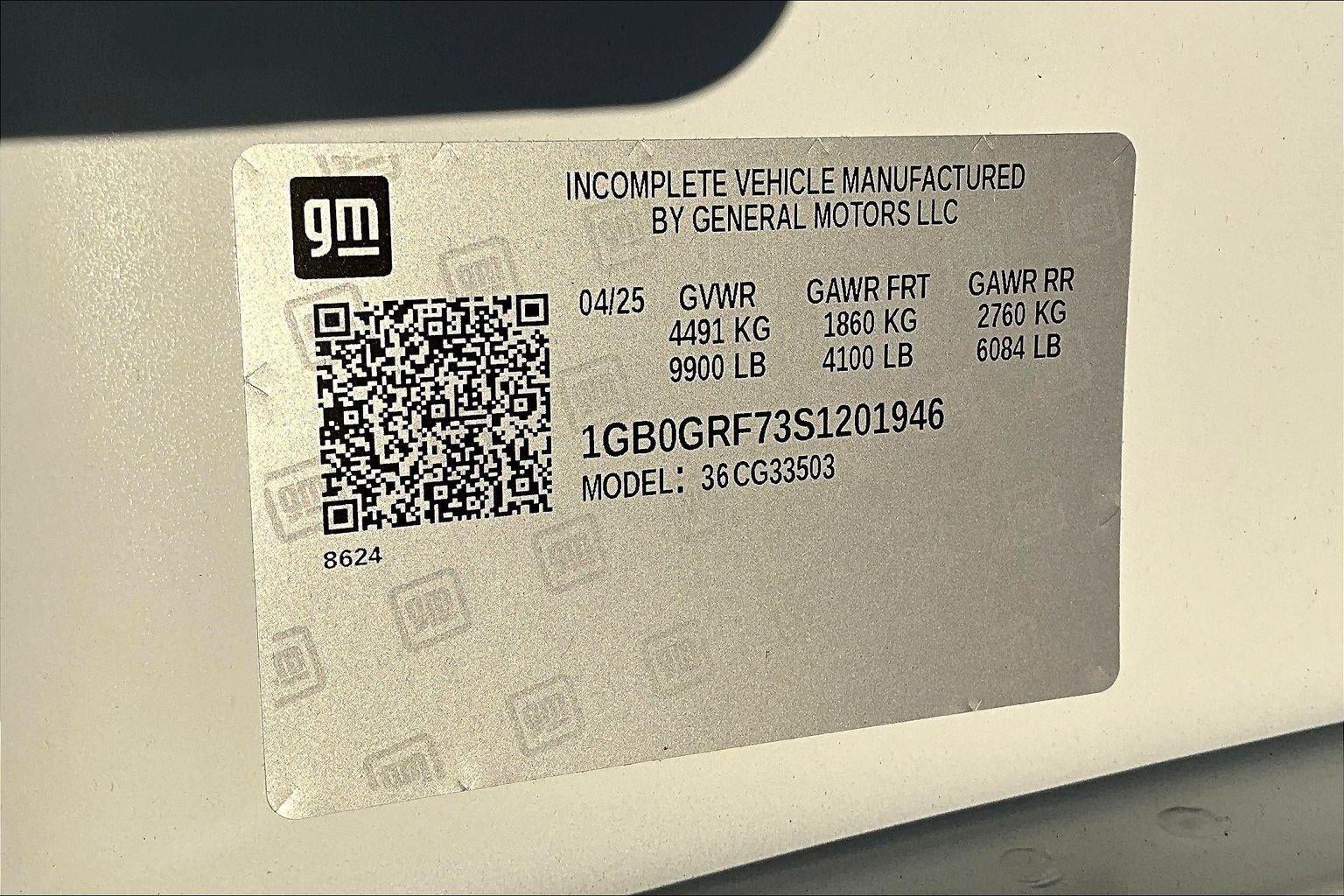 2025 Chevrolet Express Cutaway 3500 1WT