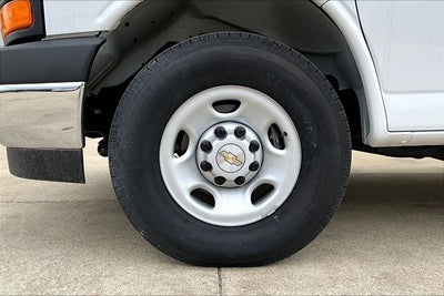 2025 Chevrolet Express Cutaway 3500 1WT