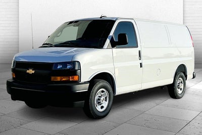 2025 Chevrolet Express Cargo 2500 WT