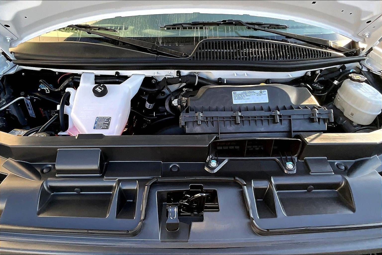 2025 Chevrolet Express Cargo 2500 WT