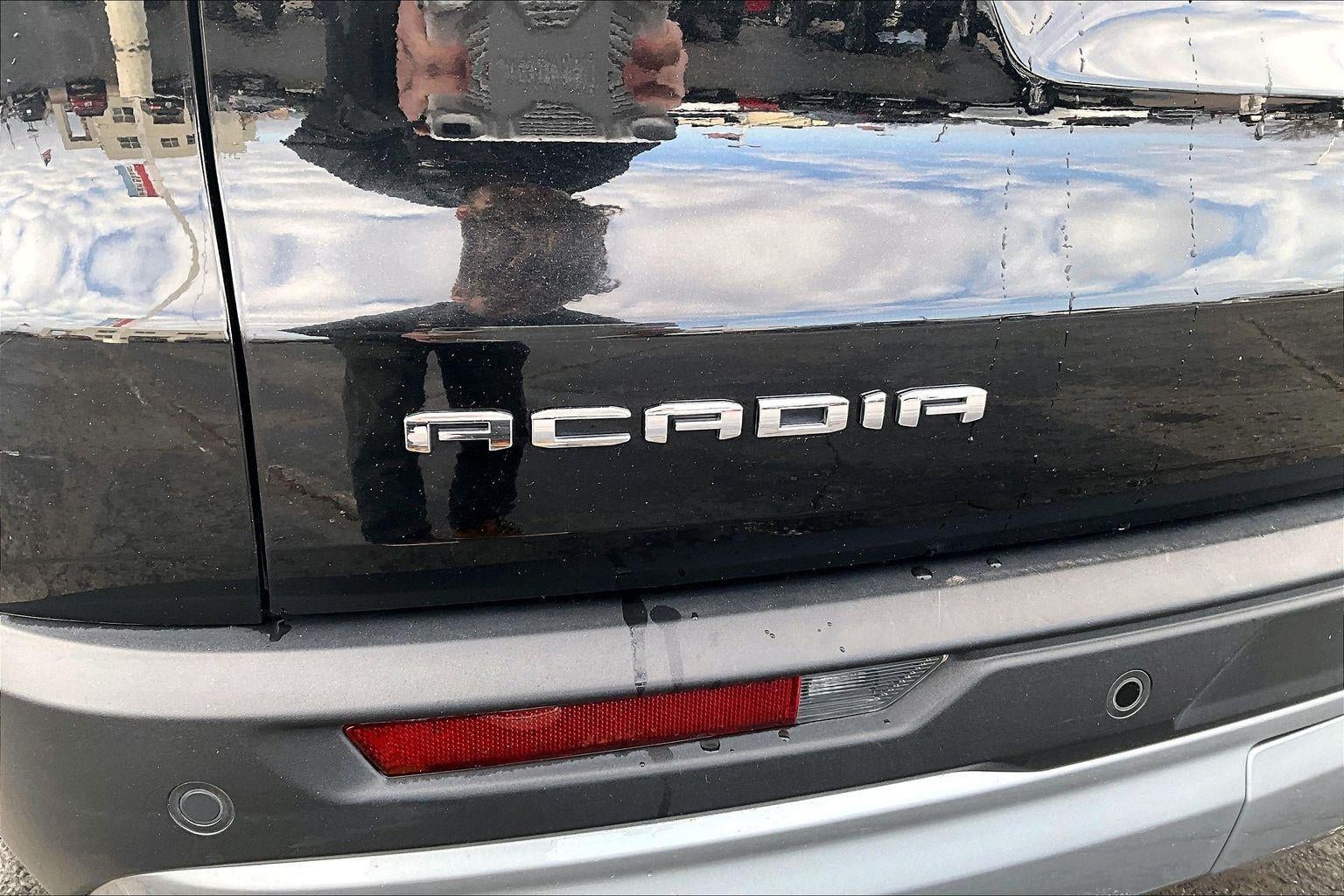 2024 GMC Acadia Elevation