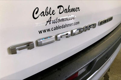2025 GMC Acadia Elevation