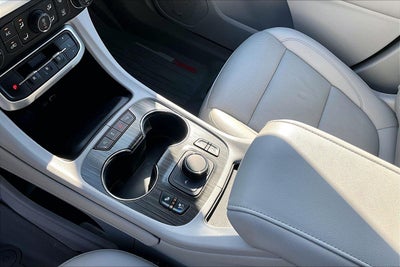 2022 GMC Acadia SLT