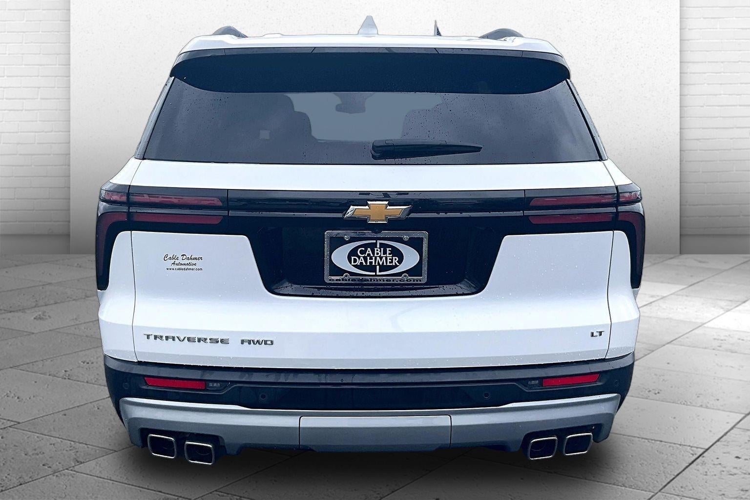 2024 Chevrolet Traverse LT