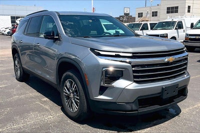 2024 Chevrolet Traverse LT