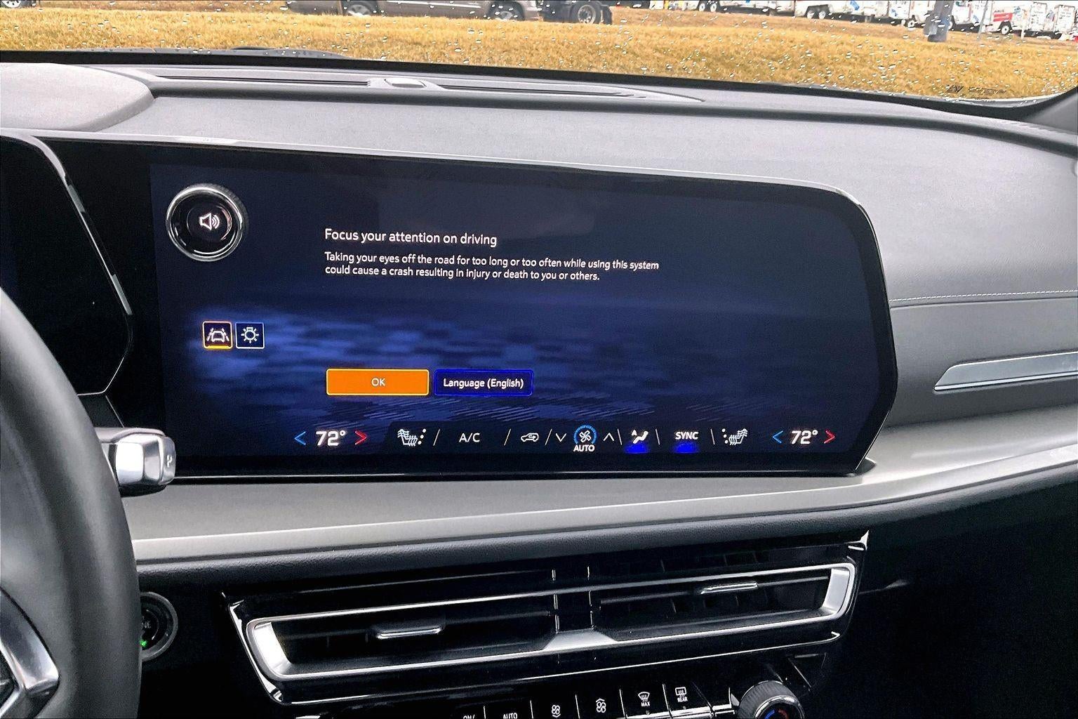 2024 Chevrolet Traverse LT