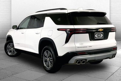 2024 Chevrolet Traverse LT