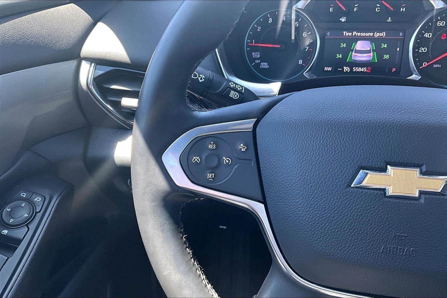 2023 Chevrolet Traverse LT Cloth